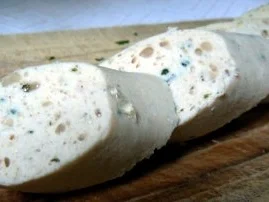 Weißwurst im Sesam-Mantel mit Sesamkartoffeln und Zuckerschoten - Rezept - Bild Nr. 4