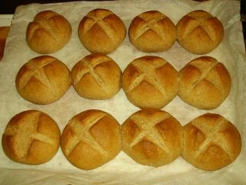 Rezept: Zimtbrötchen Zimtbrötchen - Rezept