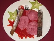 Krüllkuchen mit Halbgefrorenem - Rezept