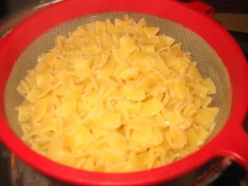 Rezept: Verschiedenes: Fleckerlpfanne.... Bild Nr. 6 Verschiedenes: Fleckerlpfanne.... - Rezept - Bild Nr. 6