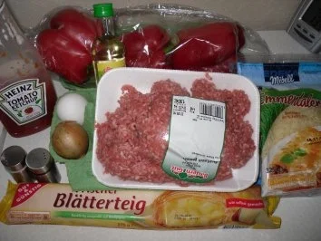 Rezept: Hack Strudel mit Käse Hack Strudel mit Käse - Rezept