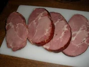 Kasslernacken mit Zwiebel-Apfelsößle - Rezept