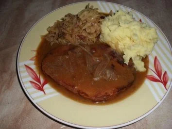 Rezept: Kasslernacken mit Zwiebel-Apfelsößle Bild Nr. 8 Kasslernacken mit Zwiebel-Apfelsößle - Rezept - Bild Nr. 8