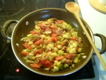 Zucchini-Lauch Pizza - Rezept - Bild Nr. 2