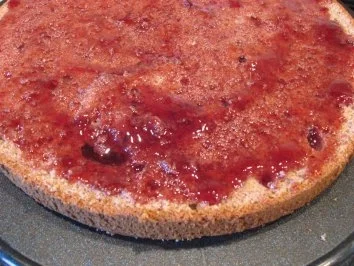 Rezept: Torte - Beerige Buchweizen-Sahne Torte Bild Nr. 8 Torte - Beerige Buchweizen-Sahne Torte - Rezept - Bild Nr. 8