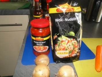 Woknudeln mit Gemüse und Obst -fruchtig-scharf       (Fotos) - Rezept - Bild Nr. 10