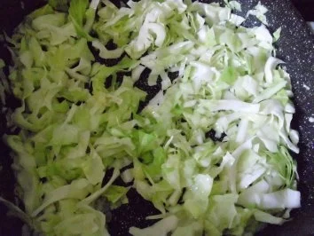 Spitzkohlpfanne mit Kichererbsen - Rezept - Bild Nr. 5