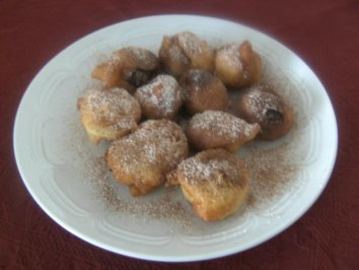 Gefüllte Pflaumen in Weinteig - Rezept - kochbar.de