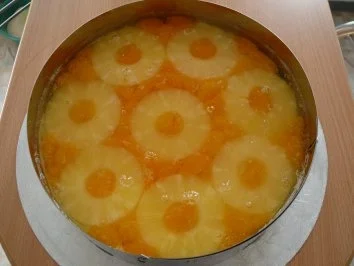 Rezept: Obsttorte mit Gelee Obsttorte mit Gelee - Rezept