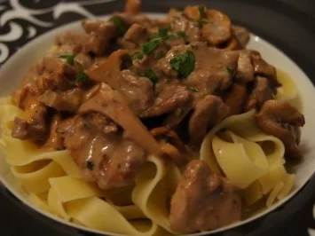 Geschnetzeltes in Pfifferling-Rahmsauce - Rezept