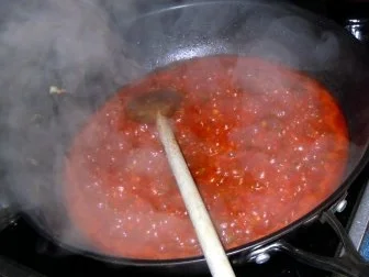 Hähnchenbrust unter Ajvar-Kruste mit Chilisauce und Reis - Rezept - Bild Nr. 8