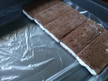 Sauerkirsch-Milchschnittchen - Rezept - Bild Nr. 4