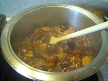 Palatschinken mit Zwetschgen Fülle - Rezept - Bild Nr. 3