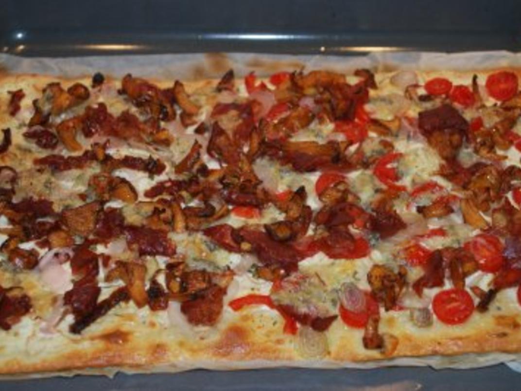 Pfifferling-Flammkuchen - Rezept mit Bild - kochbar.de