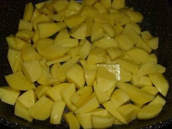 Rezept: Geflügel-Pfanne mit Kräuterrahm Bild Nr. 5 Geflügel-Pfanne mit Kräuterrahm - Rezept - Bild Nr. 5