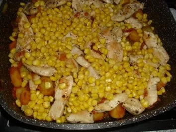 Rezept: Geflügel-Pfanne mit Kräuterrahm Bild Nr. 10 Geflügel-Pfanne mit Kräuterrahm - Rezept - Bild Nr. 10