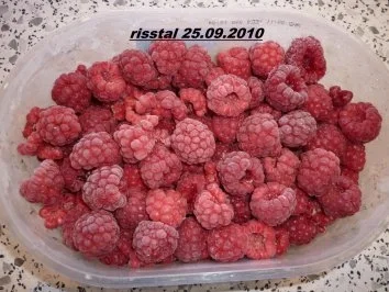 Rezept: Pfirsich-Himbeer-Nektarinen-Marmelade Bild Nr. 2 Pfirsich-Himbeer-Nektarinen-Marmelade - Rezept - Bild Nr. 2
