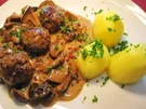 Jägerklößchen mit frischen Waldpilzen ... - Rezept