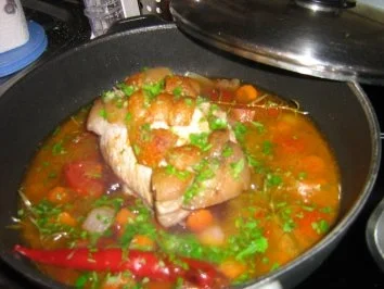 Krustenbraten an Blattspinat mit Kräuterkartoffeln - Rezept - Bild Nr. 5