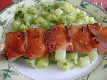 Leberkäsespieß mit Kohlrübengemüse - Rezept
