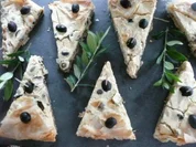 Rezept: TARTE/PIZZA:Oliven-Ricotta-Tarte TARTE/PIZZA:Oliven-Ricotta-Tarte - Rezept
