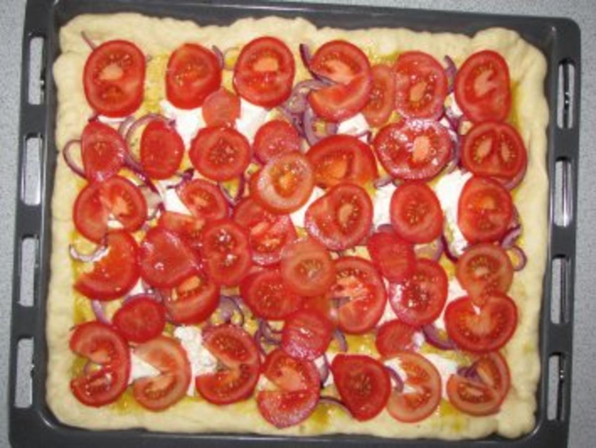 Tomaten-Blechkuchen - Rezept
