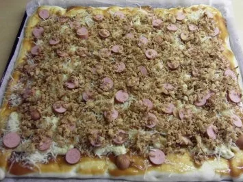 Hot-Dog Pizza - Rezept