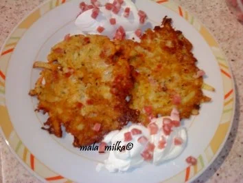 Rezept: Reibekuchen mit Schinkenwürfeln Reibekuchen mit Schinkenwürfeln - Rezept