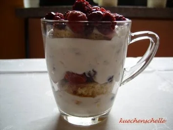 Dessert: Beschwipstes Schichtdessert - Rezept