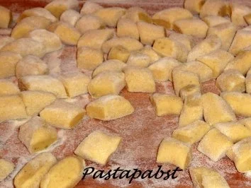 Gnocchis mir Auberginen-Tomatensugo - Rezept - Bild Nr. 4