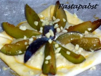 Rezept: Marzipan-Zwetschgentaschen Bild Nr. 4 Marzipan-Zwetschgentaschen - Rezept - Bild Nr. 4