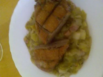 Gegrillte Entenbrust auf Porreegemüse - Rezept