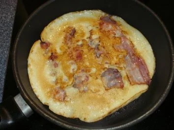 Rezept: Speckpfannkuchen mit Champignons Bild Nr. 3 Speckpfannkuchen mit Champignons - Rezept - Bild Nr. 3