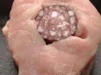 Rezept: Schweinerücken mit Blutwurstfüllung und Pestosauce Bild Nr. 4 Schweinerücken mit Blutwurstfüllung und Pestosauce - Rezept - Bild Nr. 4