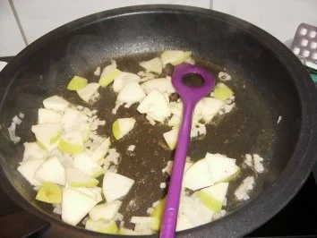 Rezept: Schweinshaxenscheiben mit Gemüse geschmort Bild Nr. 11 Schweinshaxenscheiben mit Gemüse geschmort - Rezept - Bild Nr. 11