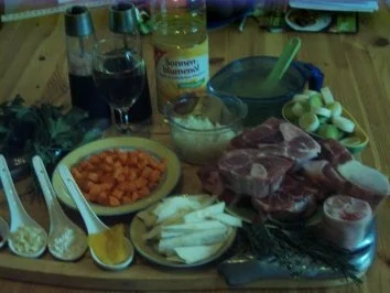 Rezept: Schweinshaxenscheiben mit Gemüse geschmort Bild Nr. 2 Schweinshaxenscheiben mit Gemüse geschmort - Rezept - Bild Nr. 2