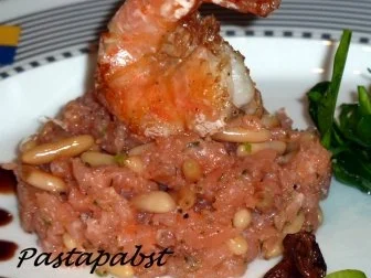 Rezept: Lachstartar mit gebratenen Pfifferlingen Bild Nr. 4 Lachstartar mit gebratenen Pfifferlingen - Rezept - Bild Nr. 4