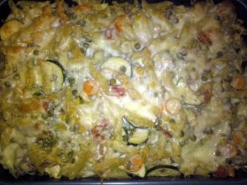 Bunter Nudelauflauf - Rezept