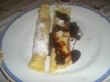 Rezept: Palatschinken mit Räucherlachs und Oberskren Bild Nr. 3 Palatschinken mit Räucherlachs und Oberskren - Rezept - Bild Nr. 3