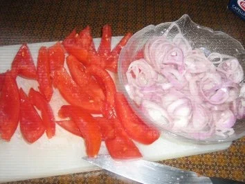 Capellini mit Lachs-Tomaten-Soße - Rezept - Bild Nr. 3