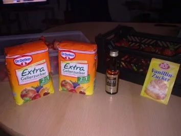 Rezept: Erdbeermarmelade Bild Nr. 2 Erdbeermarmelade - Rezept - Bild Nr. 2