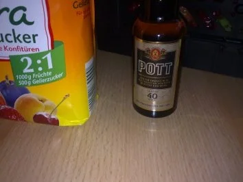 Rezept: Erdbeermarmelade Bild Nr. 4 Erdbeermarmelade - Rezept - Bild Nr. 4