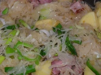 Rezept: Sauerkraut - Kartoffel - Topf Bild Nr. 2 Sauerkraut - Kartoffel - Topf - Rezept - Bild Nr. 2