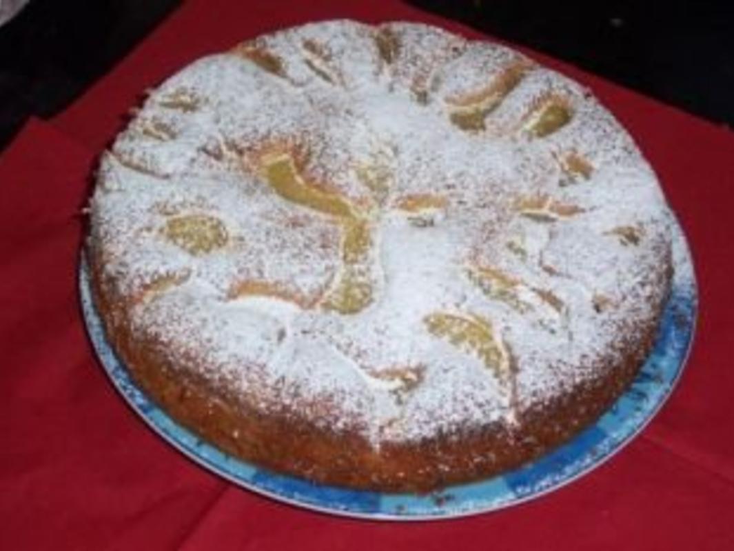 Rheinischer Dinkelkuchen mit Apfel und Quark - Rezept - kochbar.de