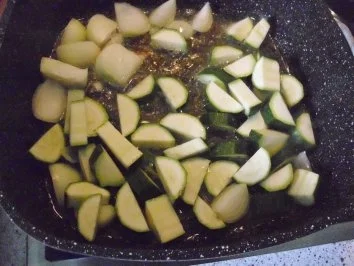 Mediterrane Hähnchen-Pfanne - Rezept - Bild Nr. 9