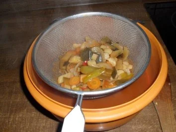 Rinderschmorbraten mit Spätzle und Kartoffelsalat-a richtigs Schwobaessa halt - Rezept - Bild Nr. 6