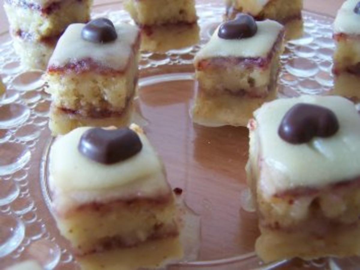 Petit fours mit Holundergelee-Füllung - Rezept - Bild Nr. 7