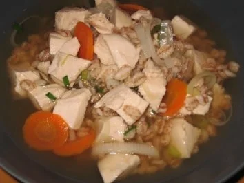 Rezept: Hähnchen-Zartdinkel-Suppentopf Hähnchen-Zartdinkel-Suppentopf - Rezept