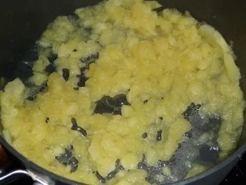 Grießpudding / - suppe mit Apfelmus - Rezept - Bild Nr. 3