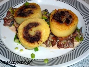 Kartoffel-Hack-Rolle - Rezept